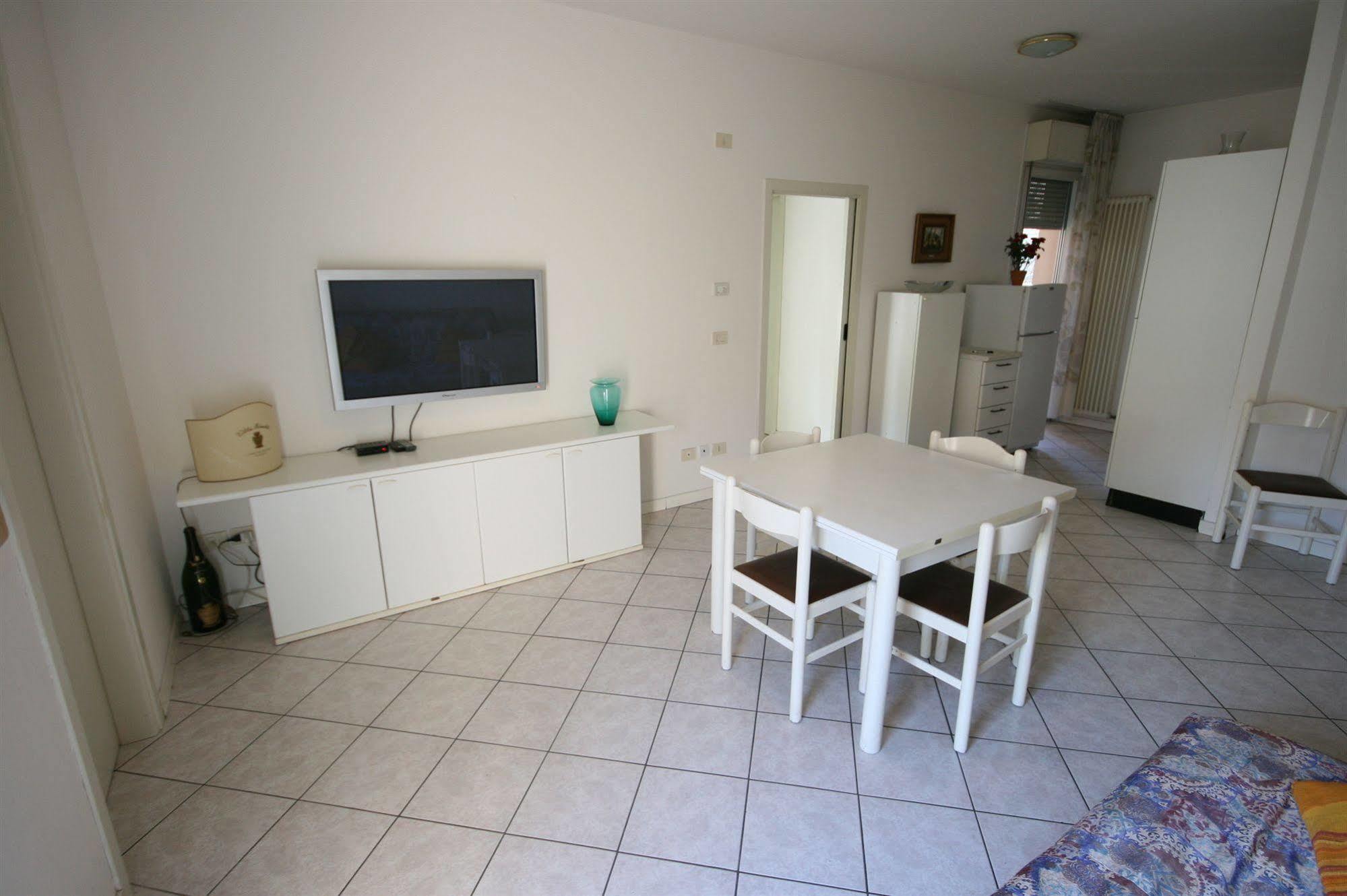 Residence Royal Rimini Kültér fotó