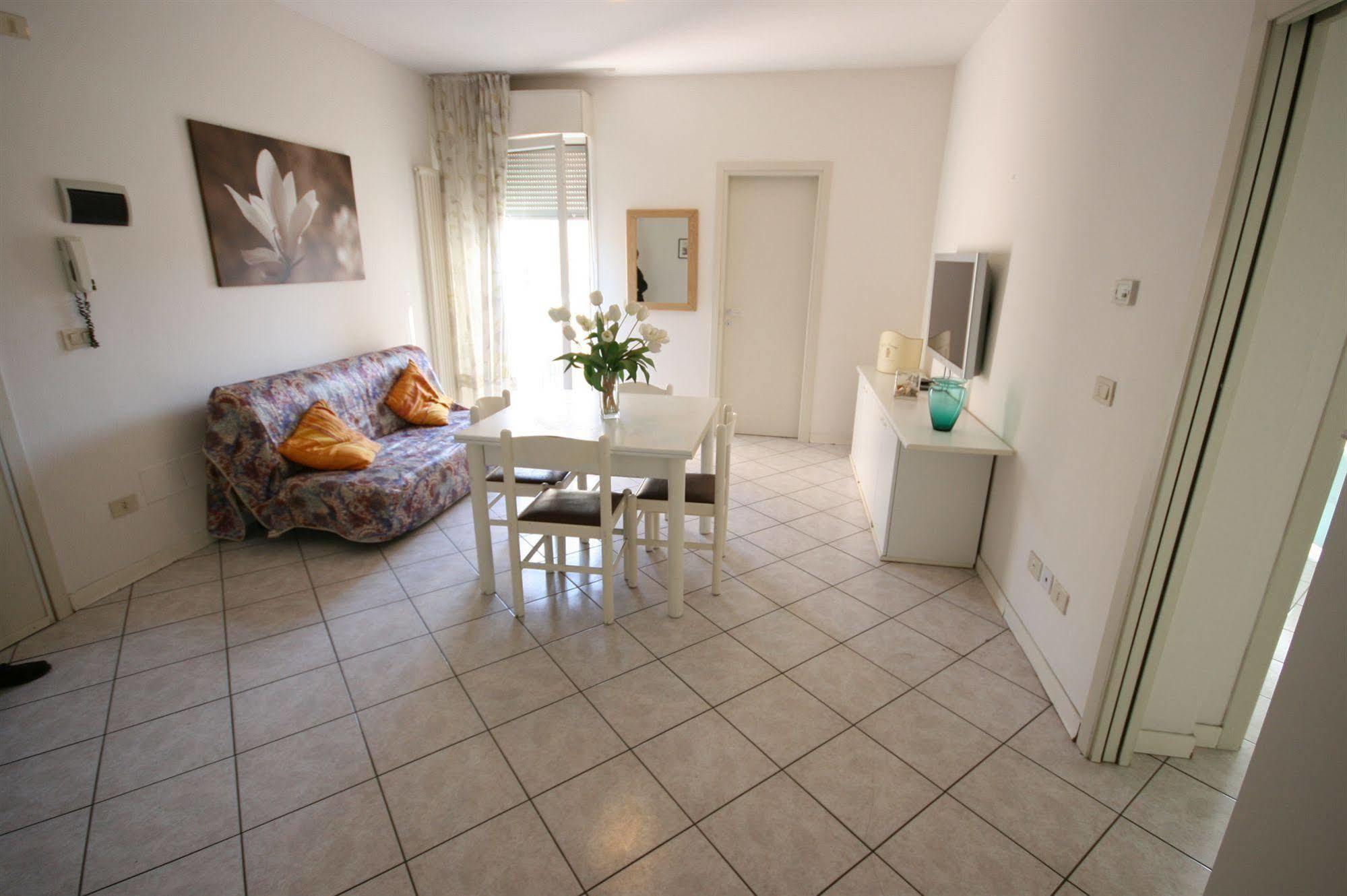 Residence Royal Rimini Kültér fotó